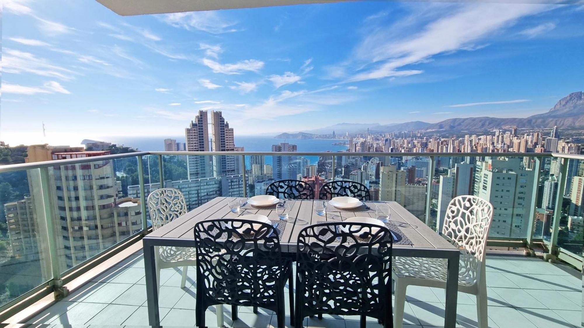 Skyline 18 Terraza Privada Con Impresionantes Vistas Al Mar Apartman Benidorm Kültér fotó